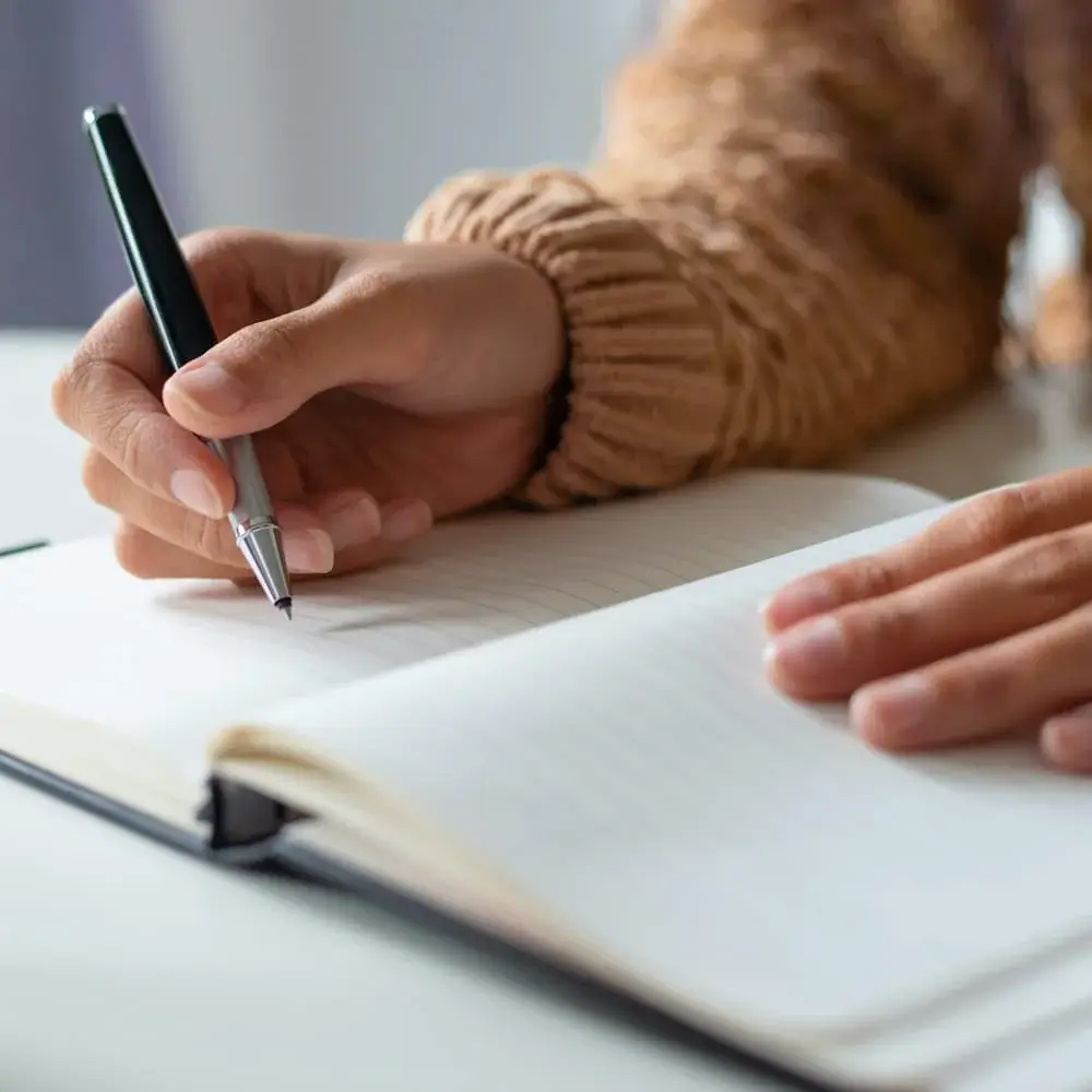 Student planning essays for college and MBA applications